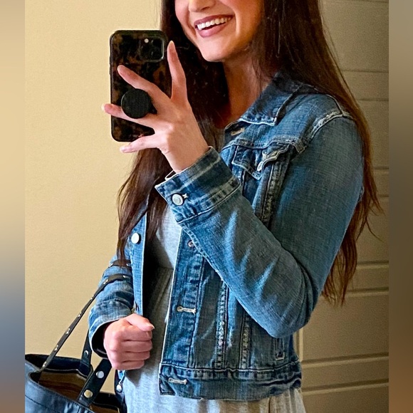 Gap Denim Distressed Jean Jacket - Picture 2 of 5